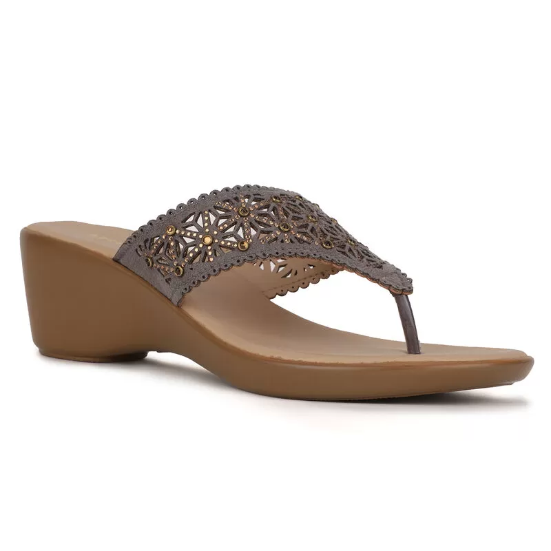 Bata Grey Chappal For Women 2 Bata Grey Chappal For Women - Image 2